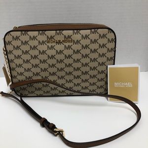 Michael Kors Jet Set Crossbody